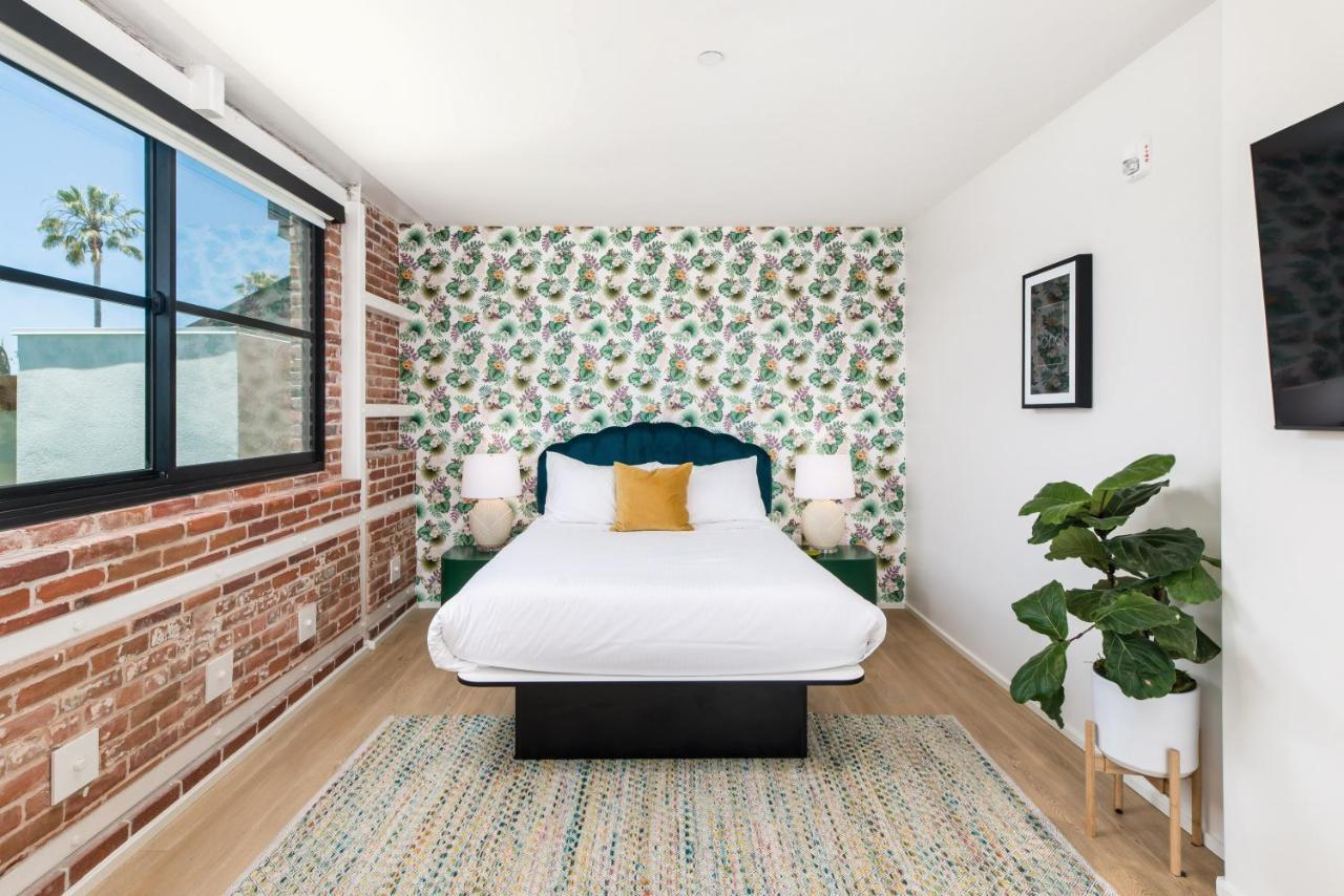 The Brick Boutique 3* Oceanside