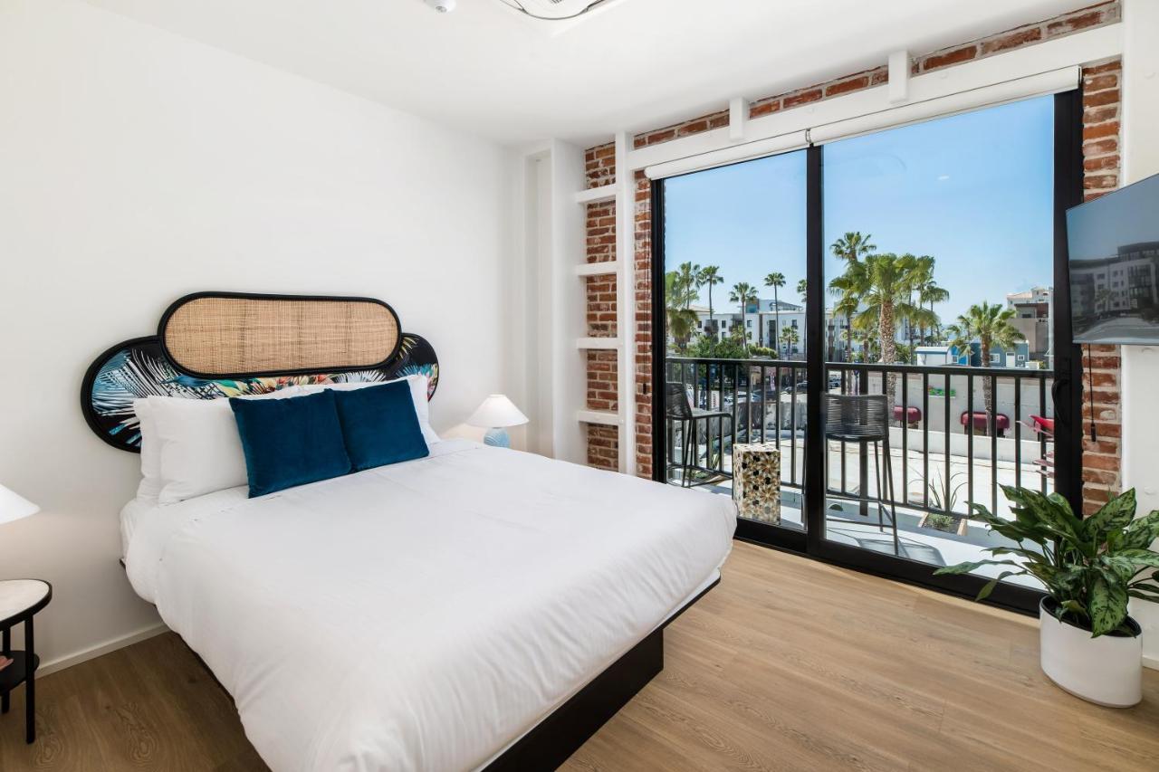 The Brick Boutique Oceanside