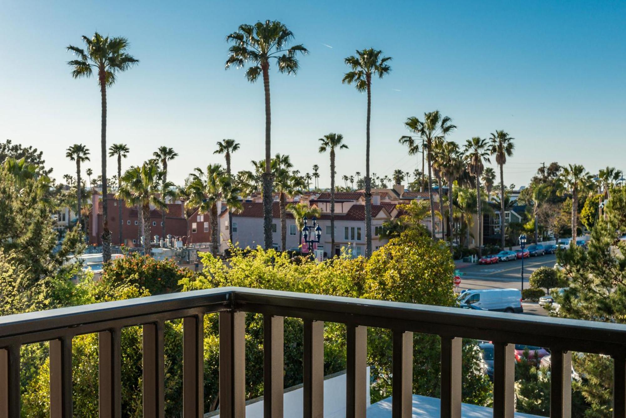 The Brick Boutique Oceanside