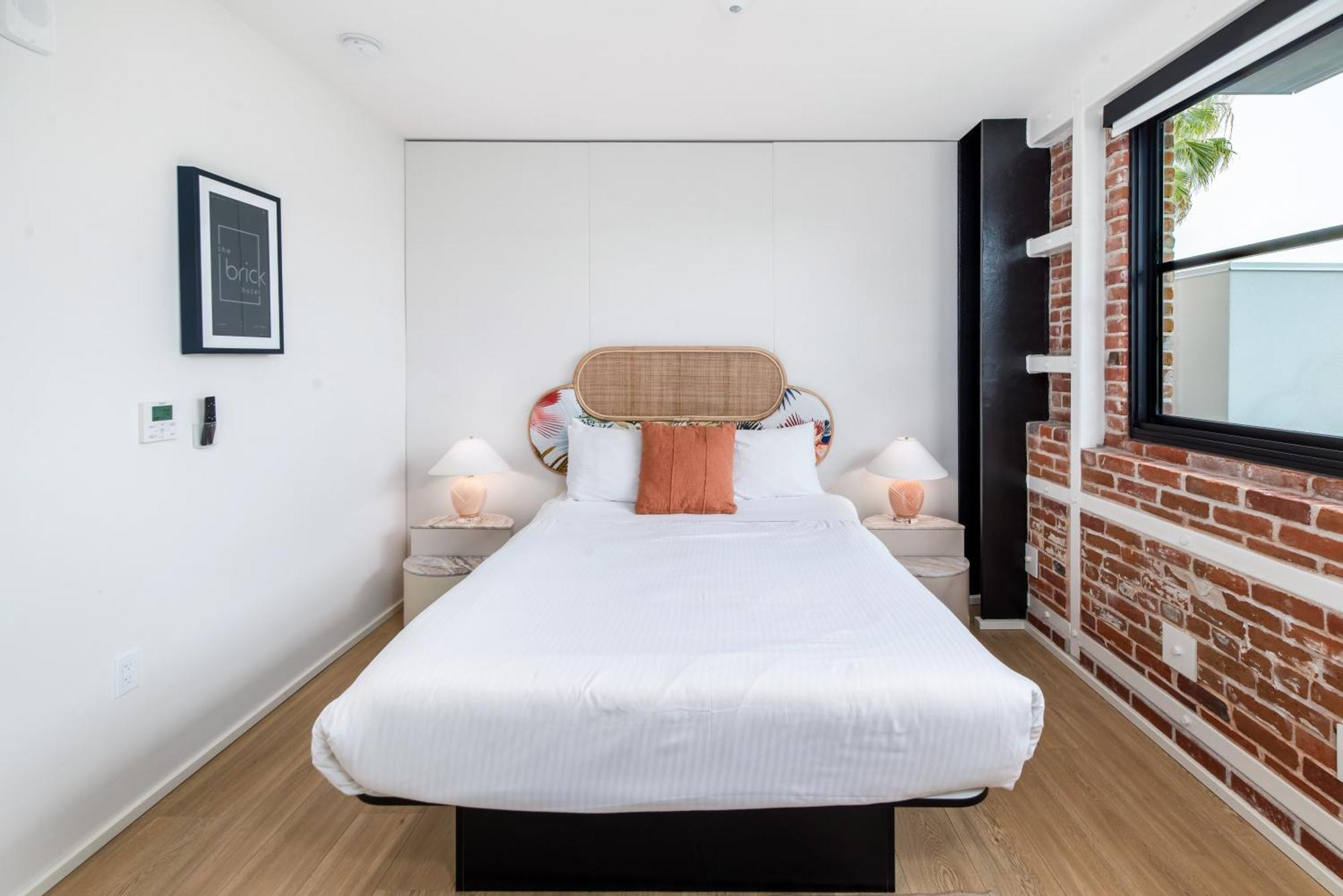 The Brick Boutique 3* Oceanside